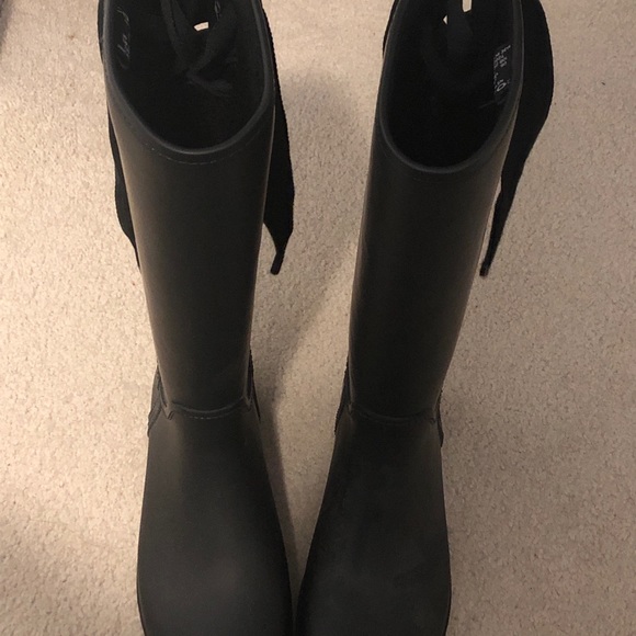 Black Coach rain boots! Negotiable - Picture 2 of 6